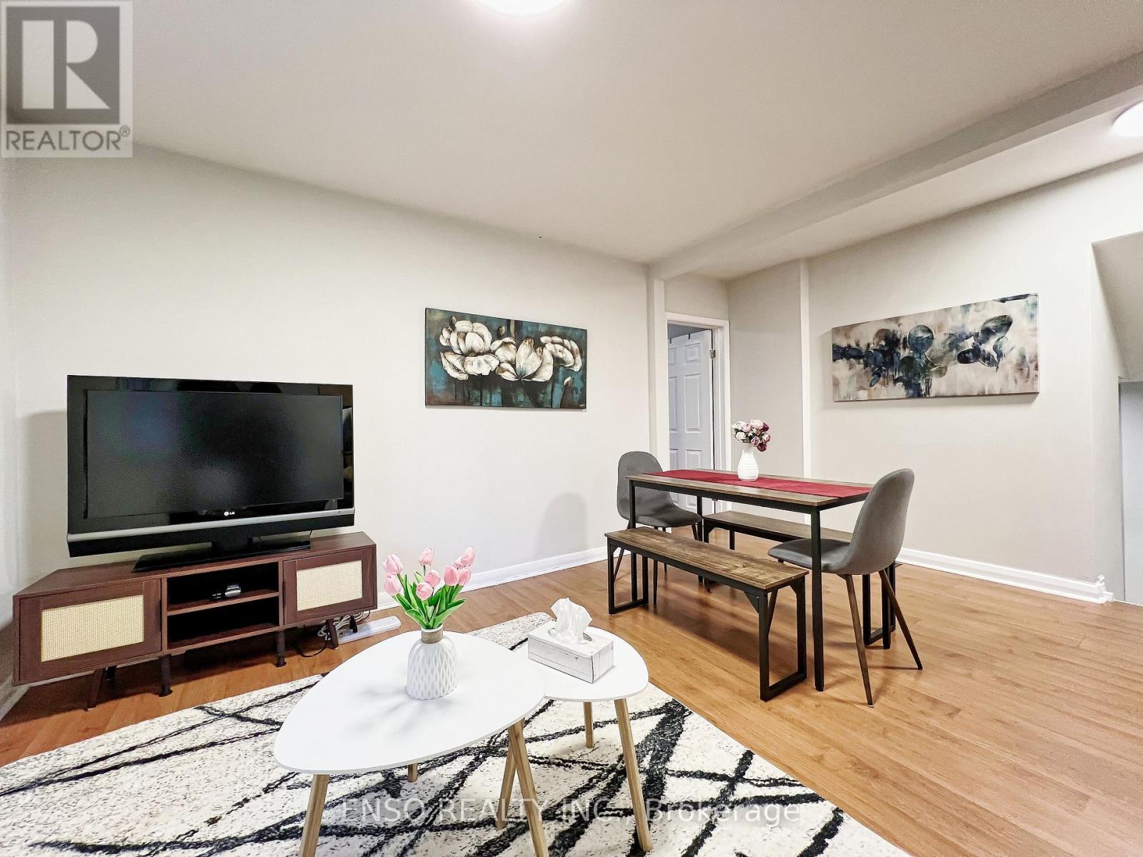 Unit A - 24 Gentry Crescent, Richmond Hill, Ontario  L4C 2G9 - Photo 4 - N12472179
