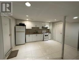 37 HALDER CRESCENT, Markham, Ontario