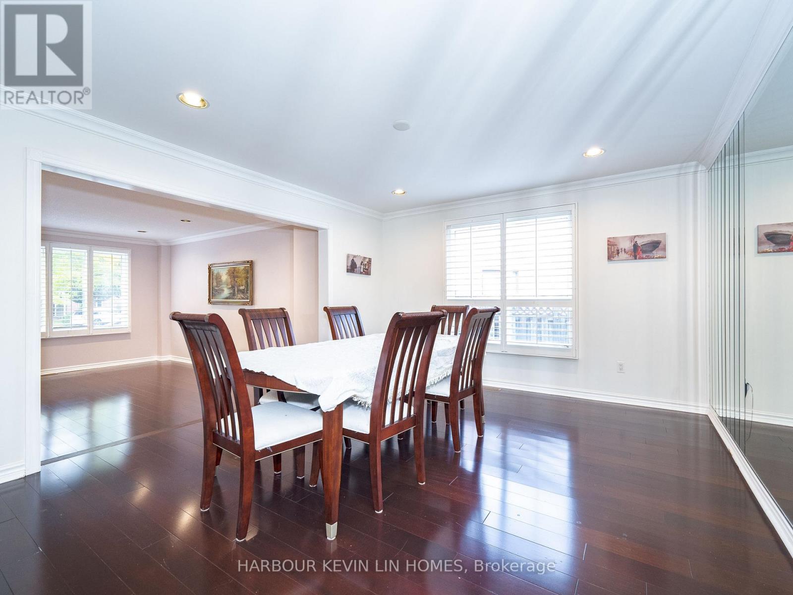 25 Pearl Gate Court, Richmond Hill, Ontario  L4B 2R2 - Photo 17 - N12472194
