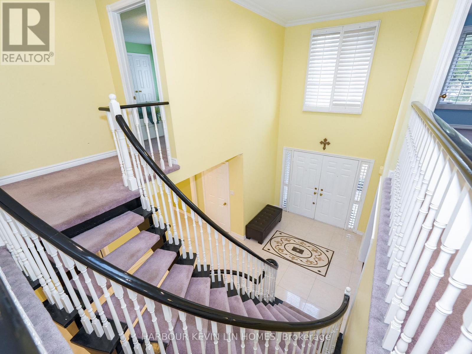 25 Pearl Gate Court, Richmond Hill, Ontario  L4B 2R2 - Photo 39 - N12472194
