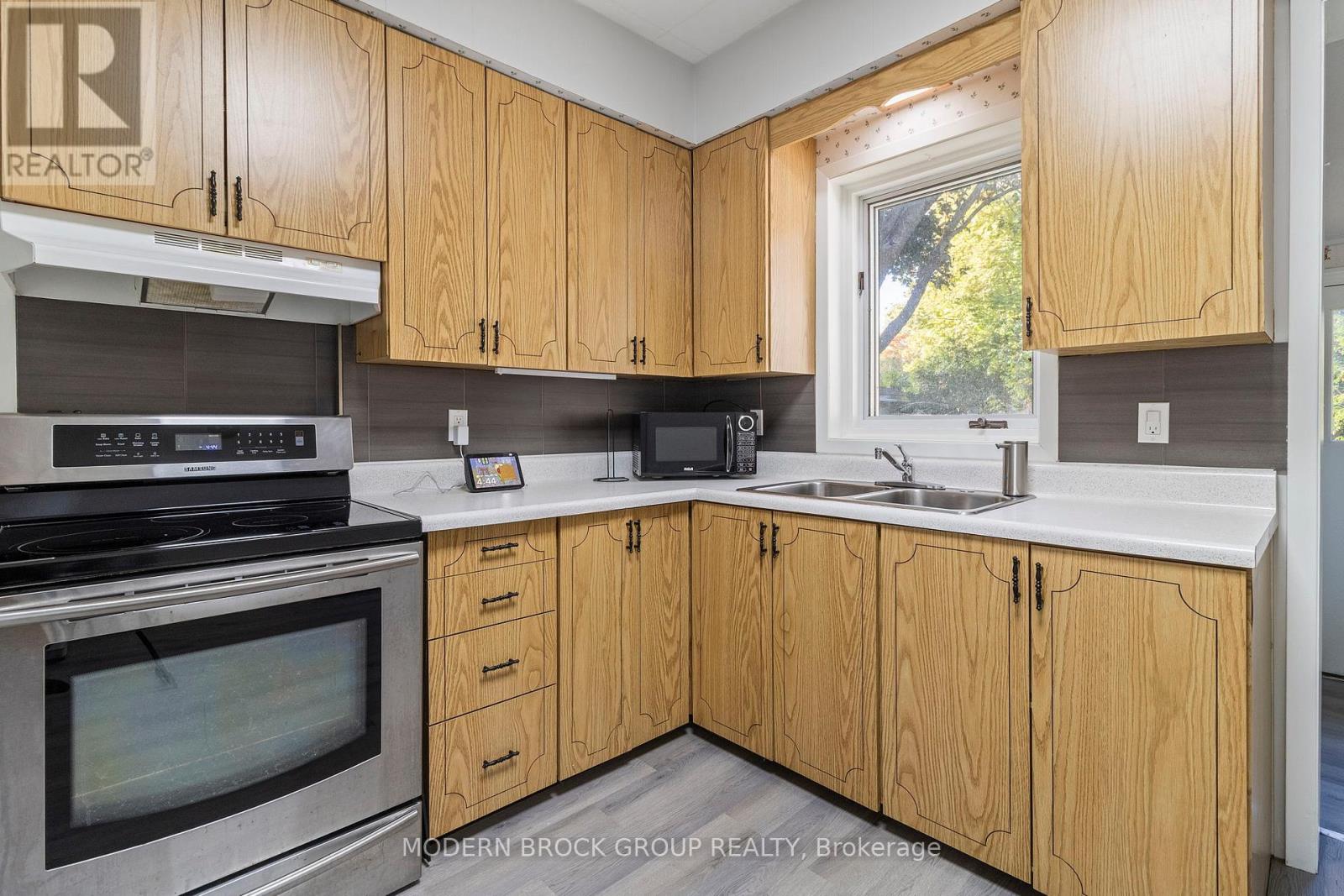 44 Havelock Street, Brockville, Ontario  K6V 4M1 - Photo 26 - X12472259