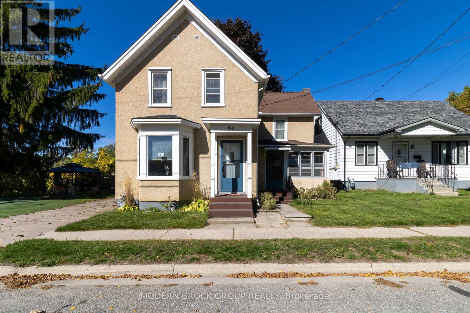 44 Havelock Street, Brockville, Ontario  K6V 4M1 - Photo 7 - X12472259