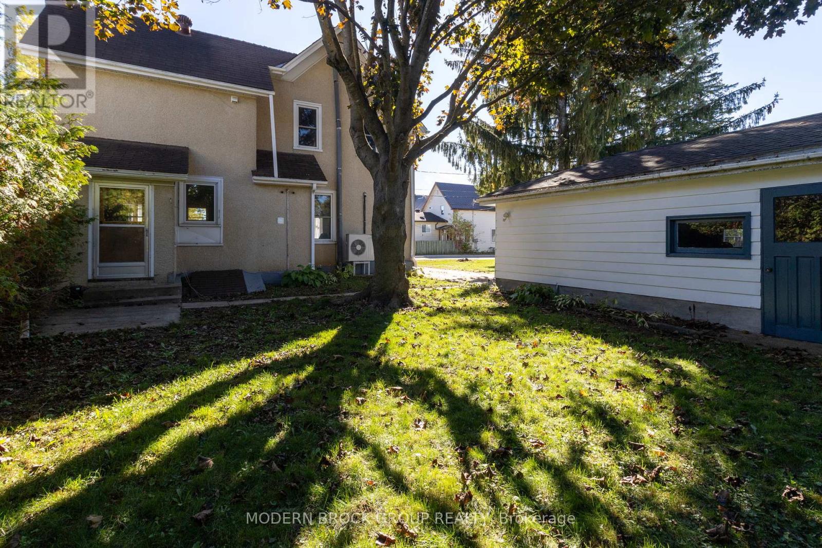 44 Havelock Street, Brockville, Ontario  K6V 4M1 - Photo 8 - X12472259