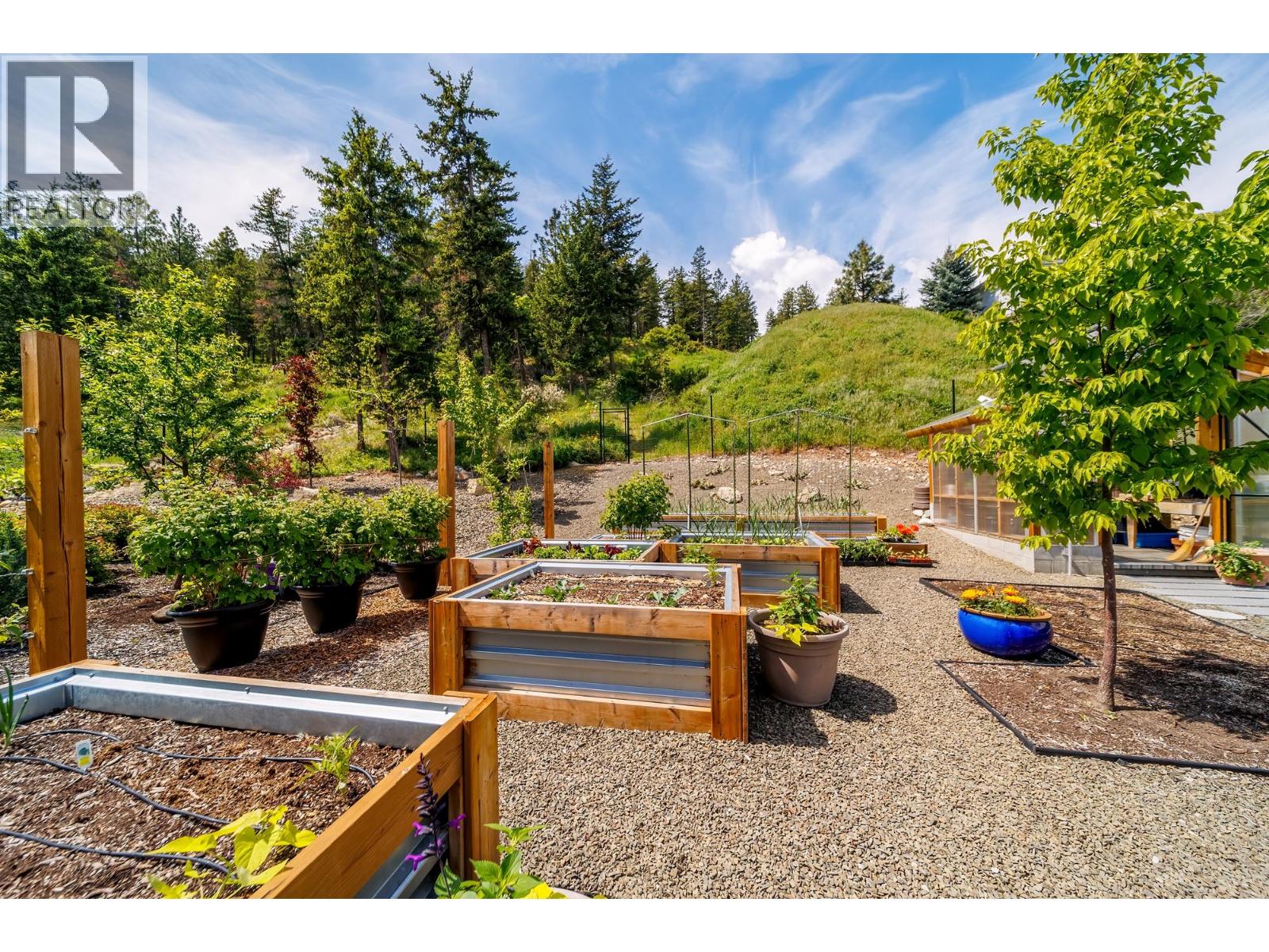 3702 Astoria Drive, West Kelowna, British Columbia  V4T 0B1 - Photo 19 - 10348578