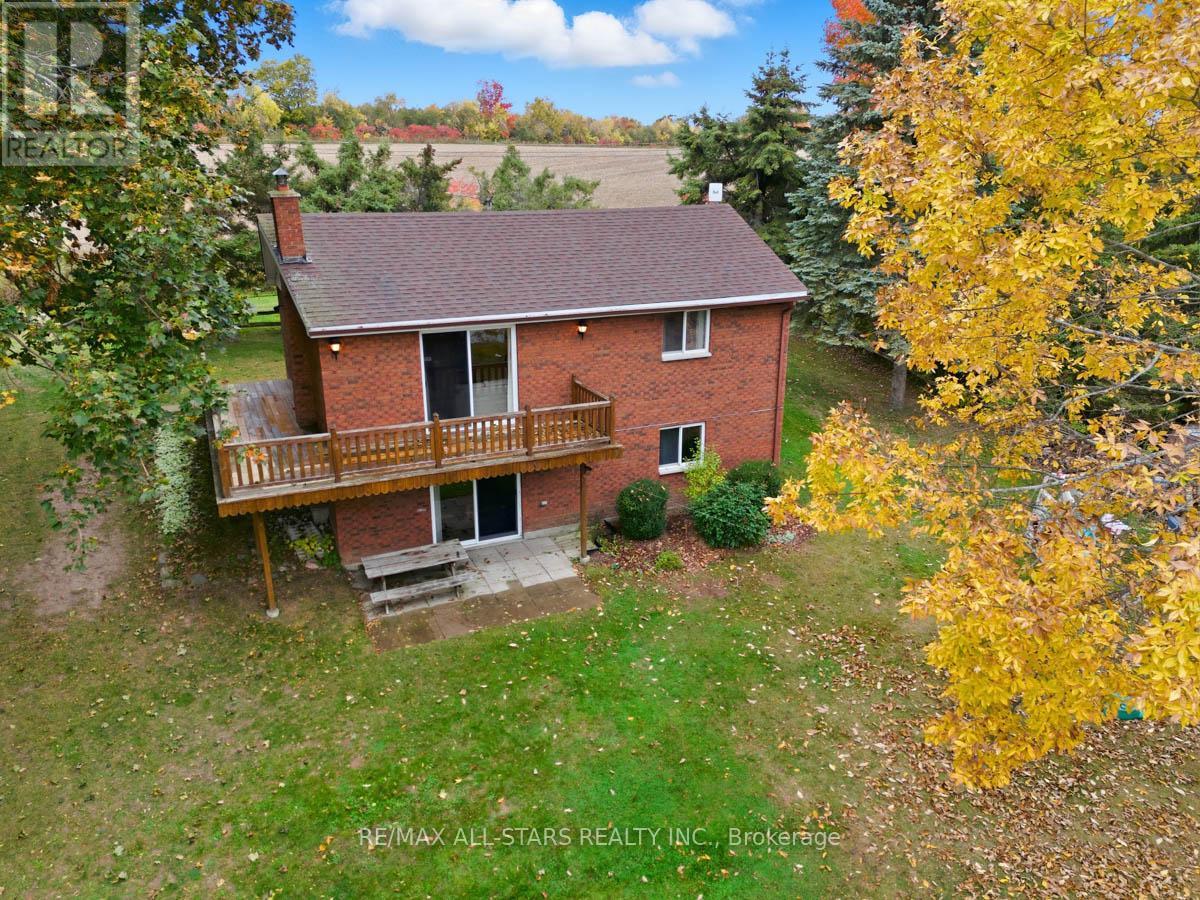 94 Plum Point Lane, Kawartha Lakes (Mariposa), Ontario  K0M 2C0 - Photo 1 - X12472264