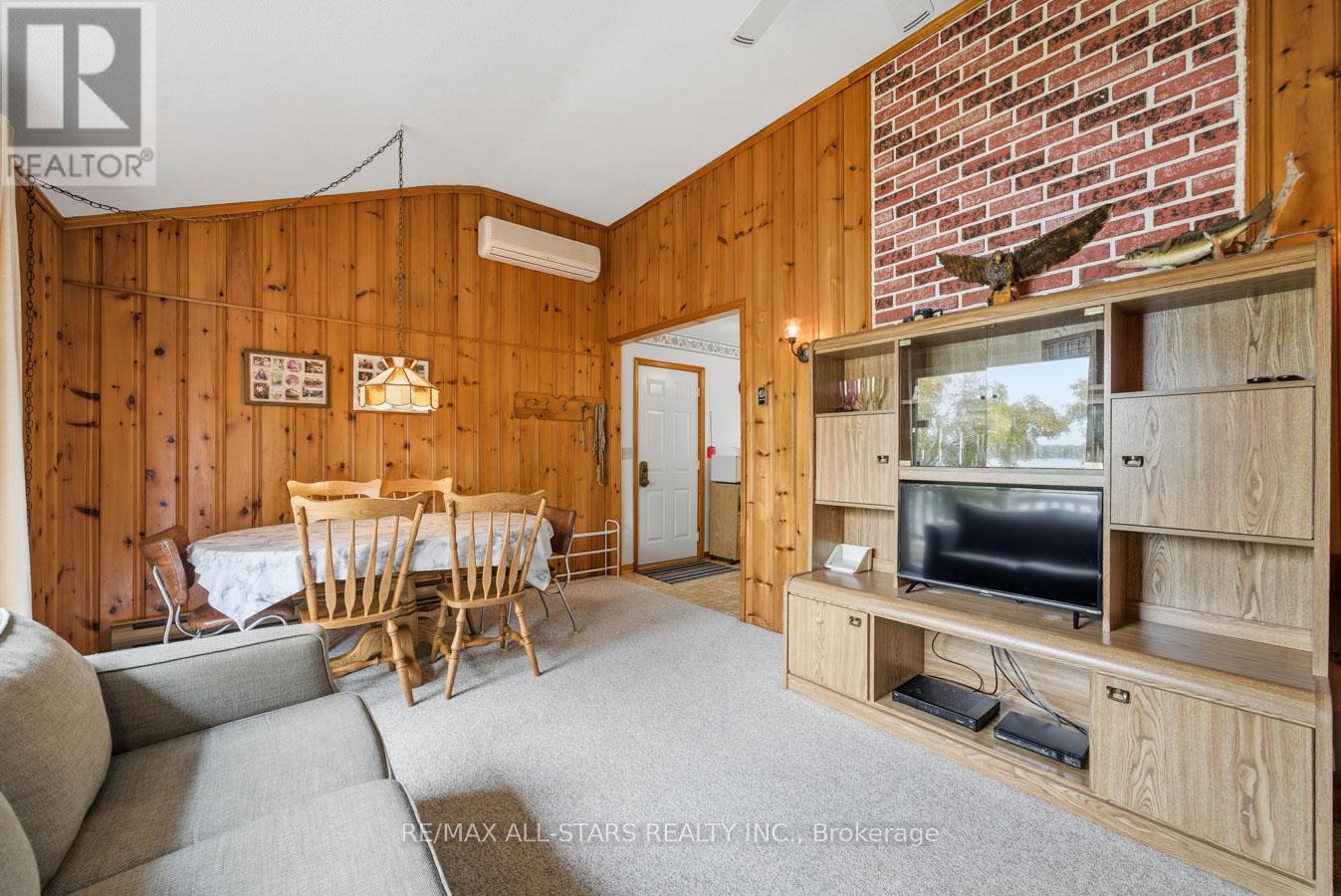 94 Plum Point Lane, Kawartha Lakes (Mariposa), Ontario  K0M 2C0 - Photo 12 - X12472264