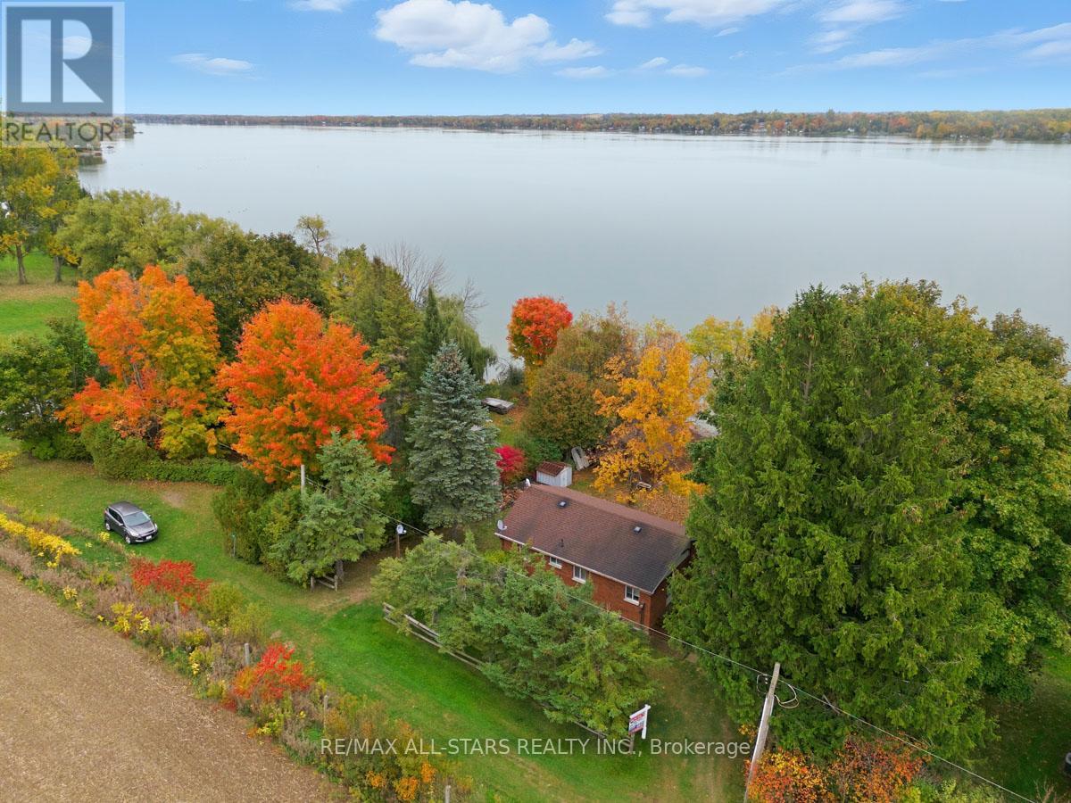 94 Plum Point Lane, Kawartha Lakes (Mariposa), Ontario  K0M 2C0 - Photo 2 - X12472264