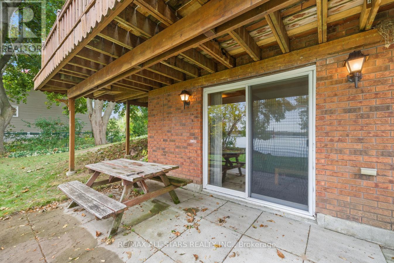 94 Plum Point Lane, Kawartha Lakes (Mariposa), Ontario  K0M 2C0 - Photo 30 - X12472264