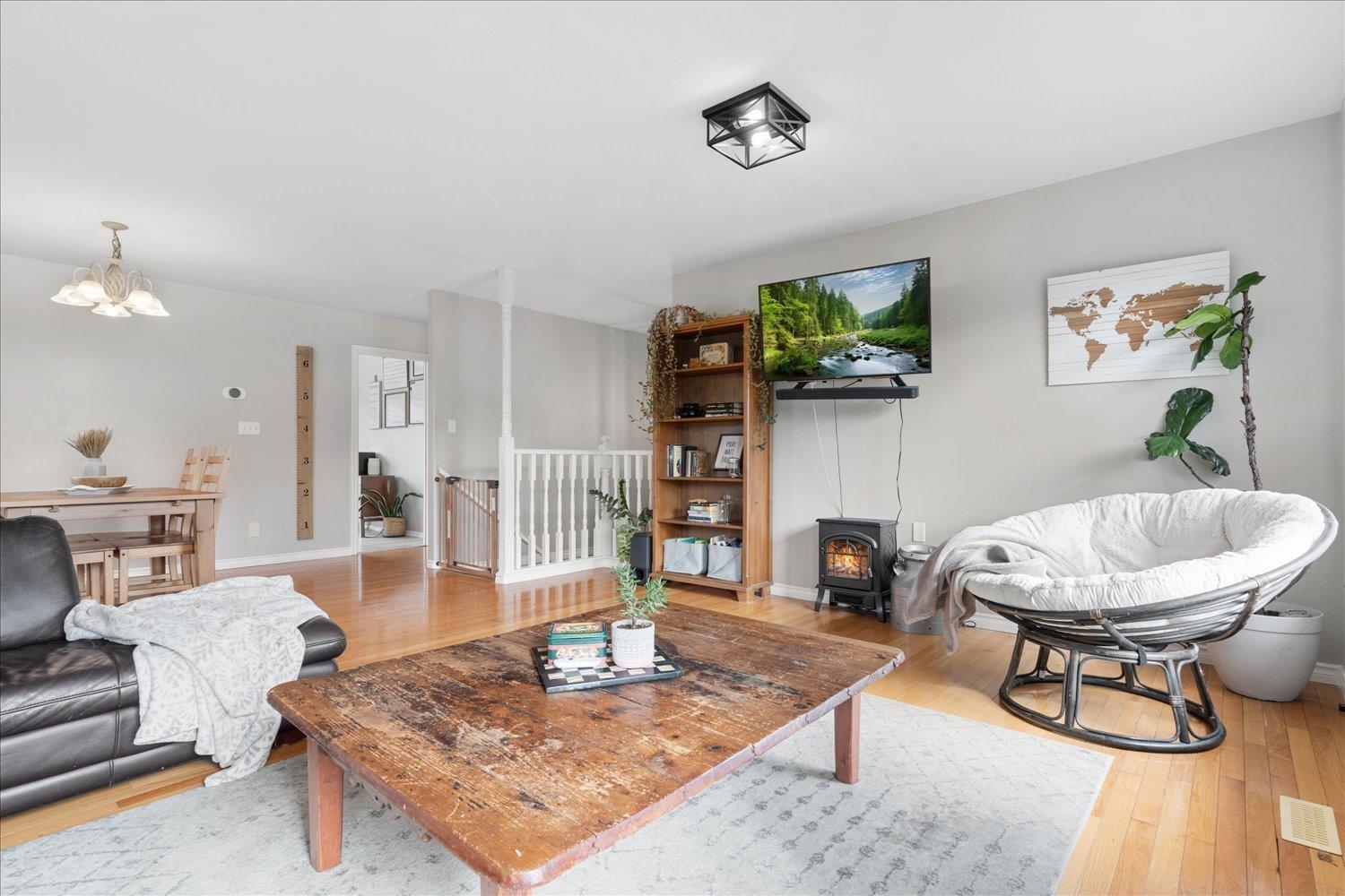 46259 Ranchero Drive, Sardis East Vedder, Chilliwack, British Columbia  V4Z 1K2 - Photo 4 - R3058495