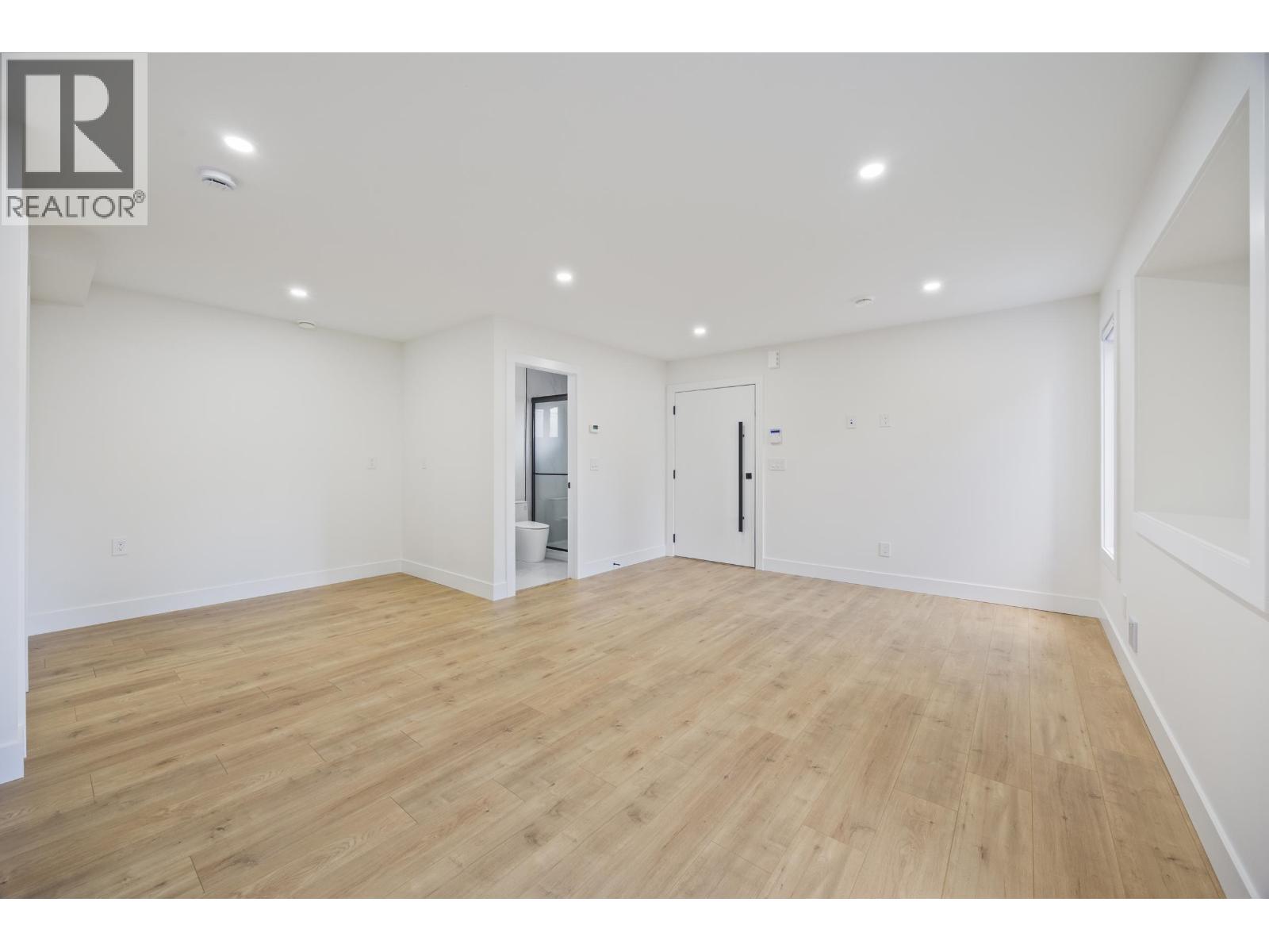 3 4170 Hurst Street, Burnaby, British Columbia  V5J 3R4 - Photo 8 - R3058689