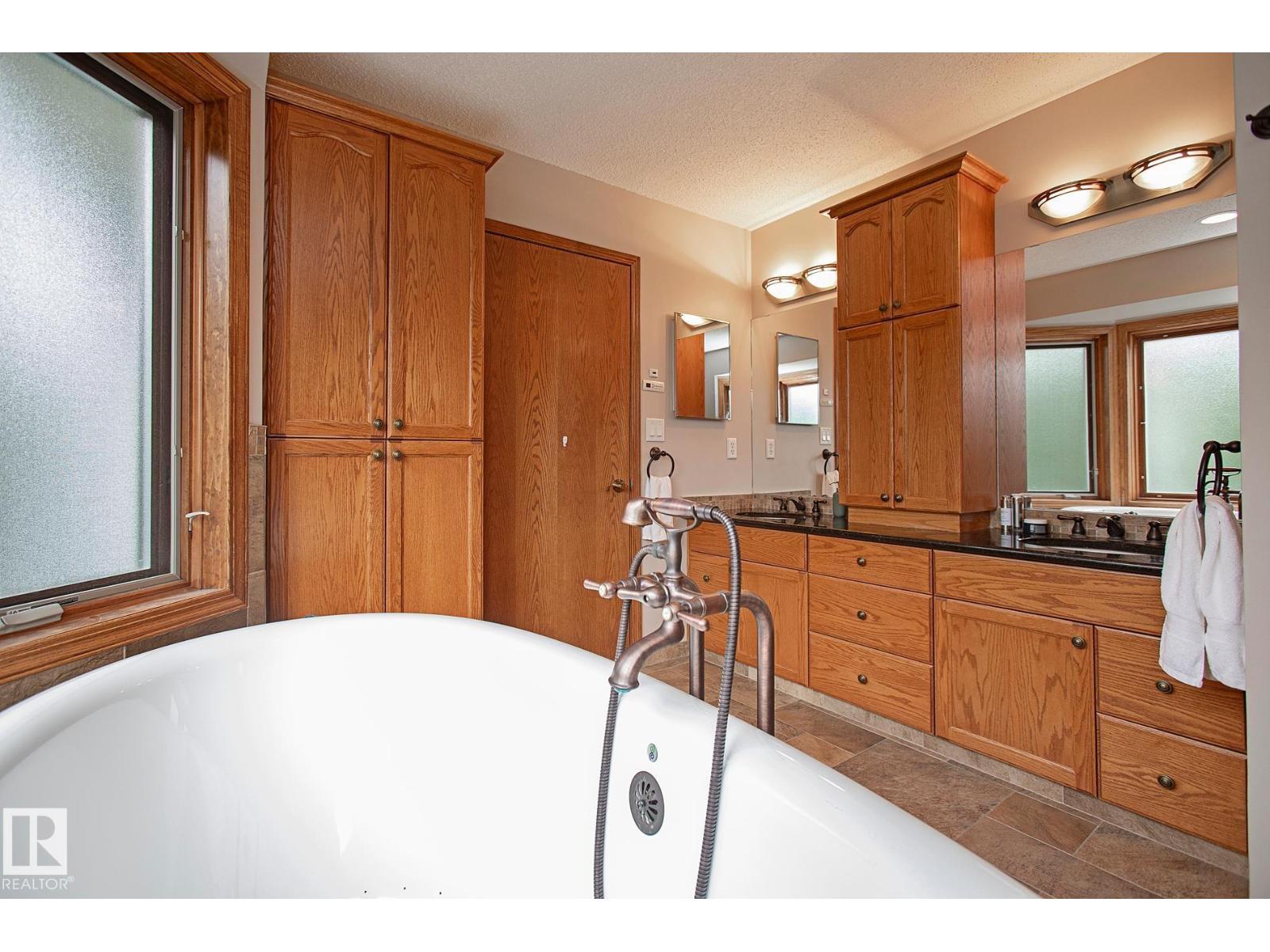 436 Rooney Cr Nw, Edmonton, Alberta  T6R 1C8 - Photo 30 - E4462819