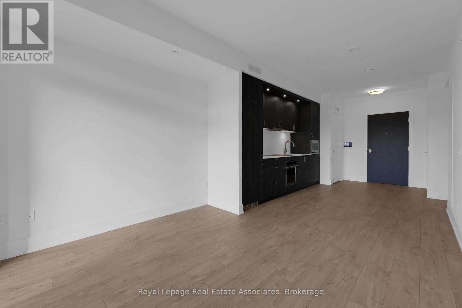 312 - 259 The Kingsway, Toronto, Ontario  M9A 0G2 - Photo 10 - W12472132