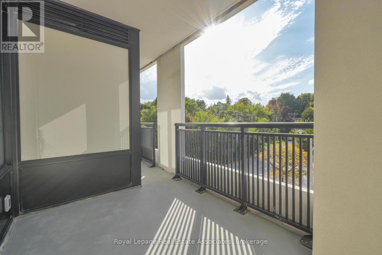 312 - 259 The Kingsway, Toronto, Ontario  M9A 0G2 - Photo 18 - W12472132