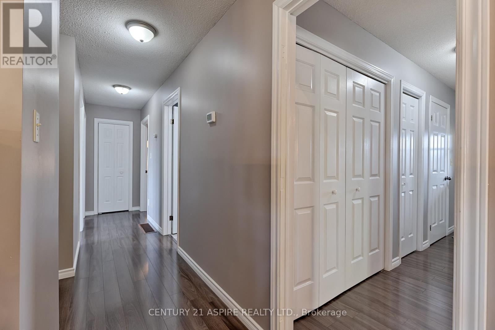 75 Pembroke Street E, Whitewater Region, Ontario  K0J 1K0 - Photo 18 - X12472311