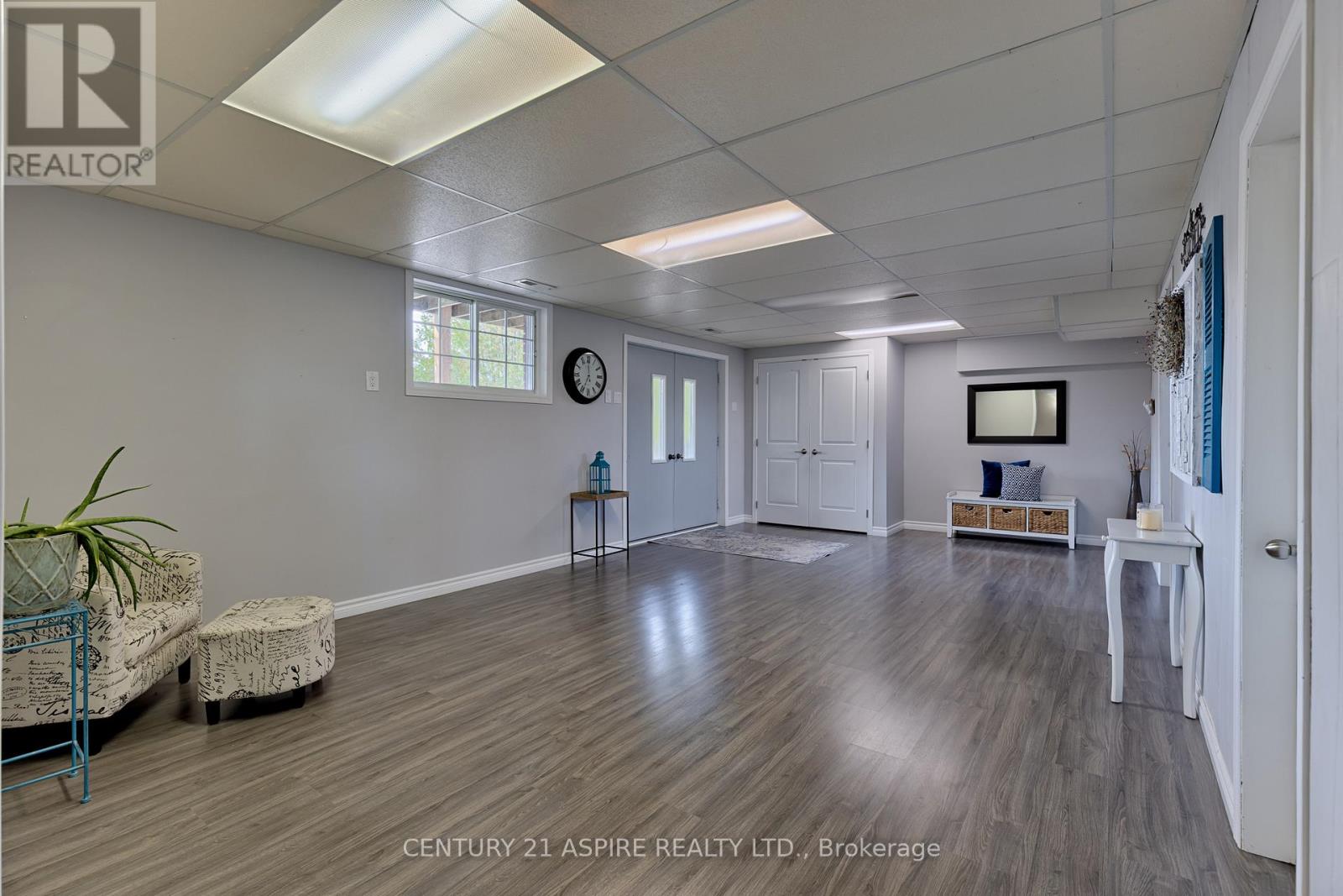 75 Pembroke Street E, Whitewater Region, Ontario  K0J 1K0 - Photo 35 - X12472311