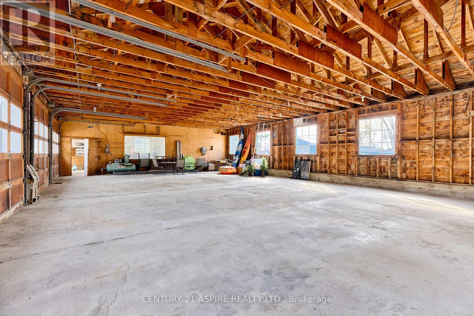 75 Pembroke Street E, Whitewater Region, Ontario  K0J 1K0 - Photo 44 - X12472311