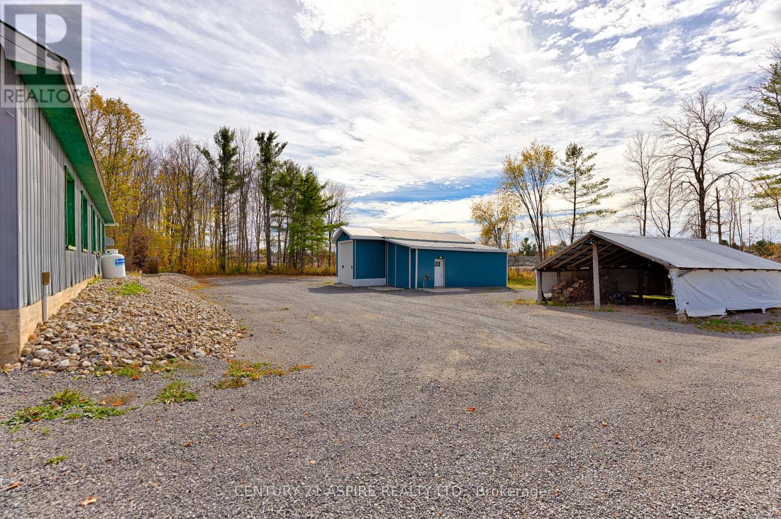 75 Pembroke Street E, Whitewater Region, Ontario  K0J 1K0 - Photo 46 - X12472311