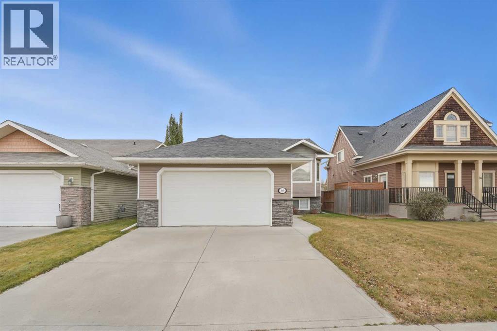 98 Stephenson Crescent, Red Deer, Alberta  T4R 0L6 - Photo 2 - A2265485