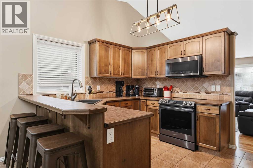 98 Stephenson Crescent, Red Deer, Alberta  T4R 0L6 - Photo 5 - A2265485