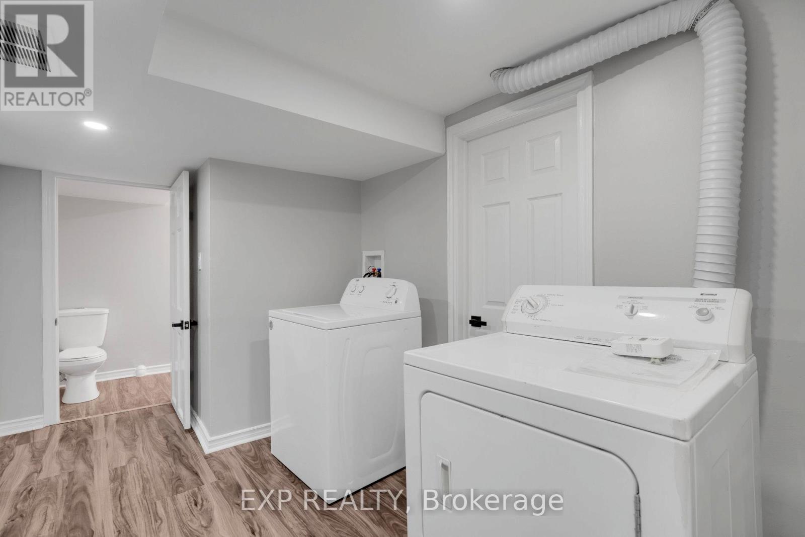 20 West 4th Street, Hamilton (Bonnington), Ontario  L9C 3M3 - Photo 29 - X12472165