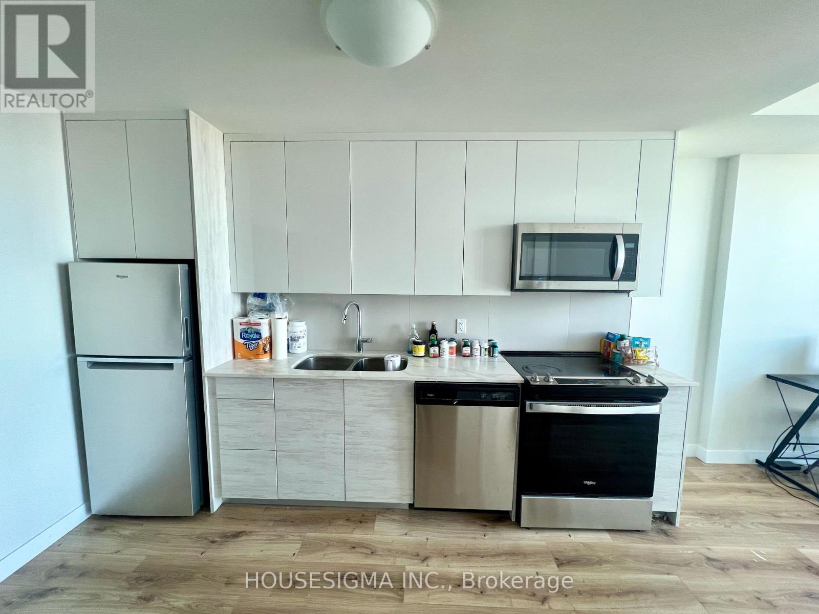 2408 - 60 Frederick Street, Kitchener, Ontario  N2H 0C7 - Photo 4 - X12472182