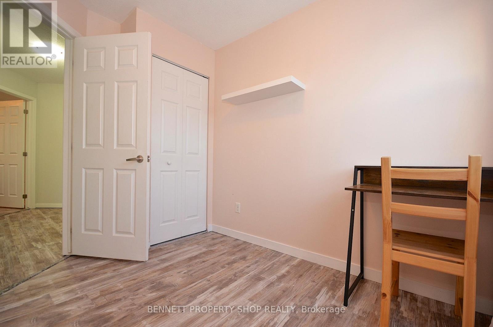 706 Sanibel Private, Ottawa, Ontario  K2H 0A8 - Photo 25 - X12410140