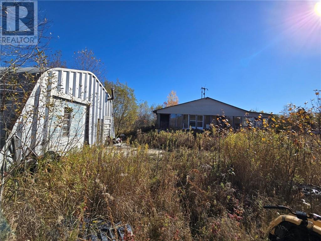 1536 Hwy 535, Noelville, Ontario  P0M 2N0 - Photo 2 - 2125295