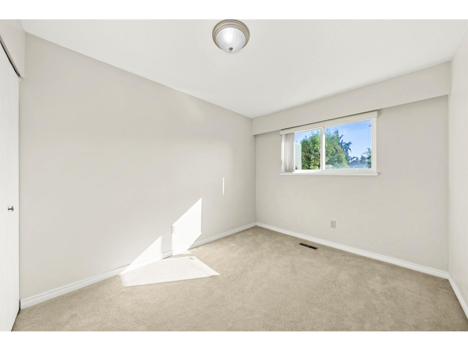 12178 97 Avenue, Surrey, British Columbia  V3V 2C9 - Photo 15 - R3059986