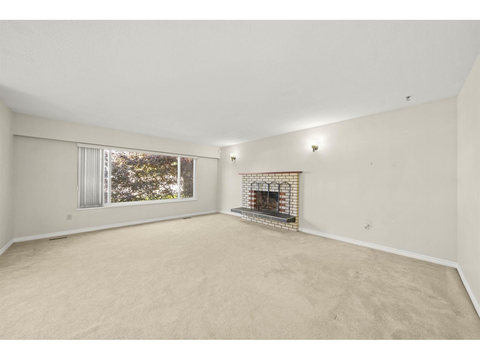 12178 97 Avenue, Surrey, British Columbia  V3V 2C9 - Photo 4 - R3059986