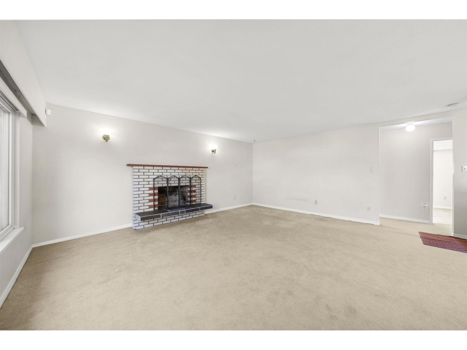 12178 97 Avenue, Surrey, British Columbia  V3V 2C9 - Photo 5 - R3059986