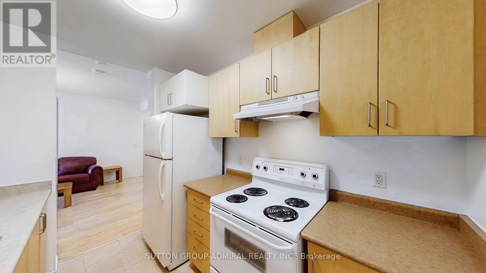 303 - 778 Sheppard Avenue W, Toronto (Bathurst Manor), Ontario  M3H 6B7 - Photo 17 - C12472214