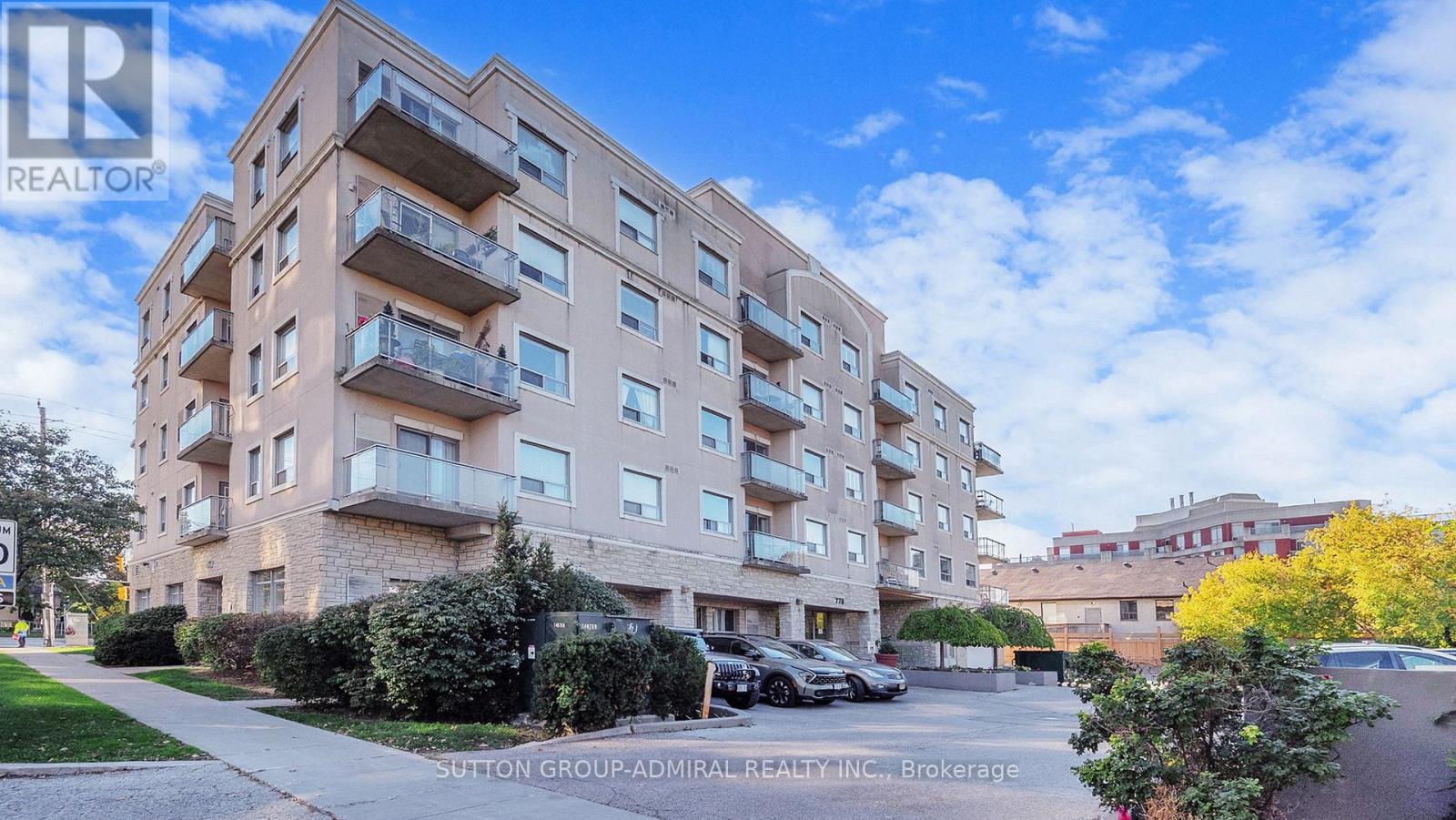 303 - 778 Sheppard Avenue W, Toronto (Bathurst Manor), Ontario  M3H 6B7 - Photo 3 - C12472214