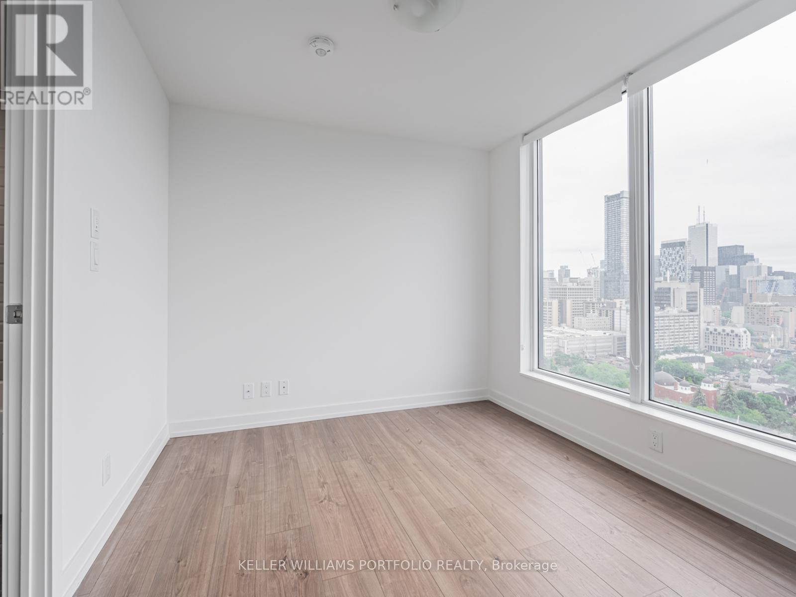 1702 - 203 College Street, Toronto, Ontario  M5T 0C8 - Photo 13 - C12472242