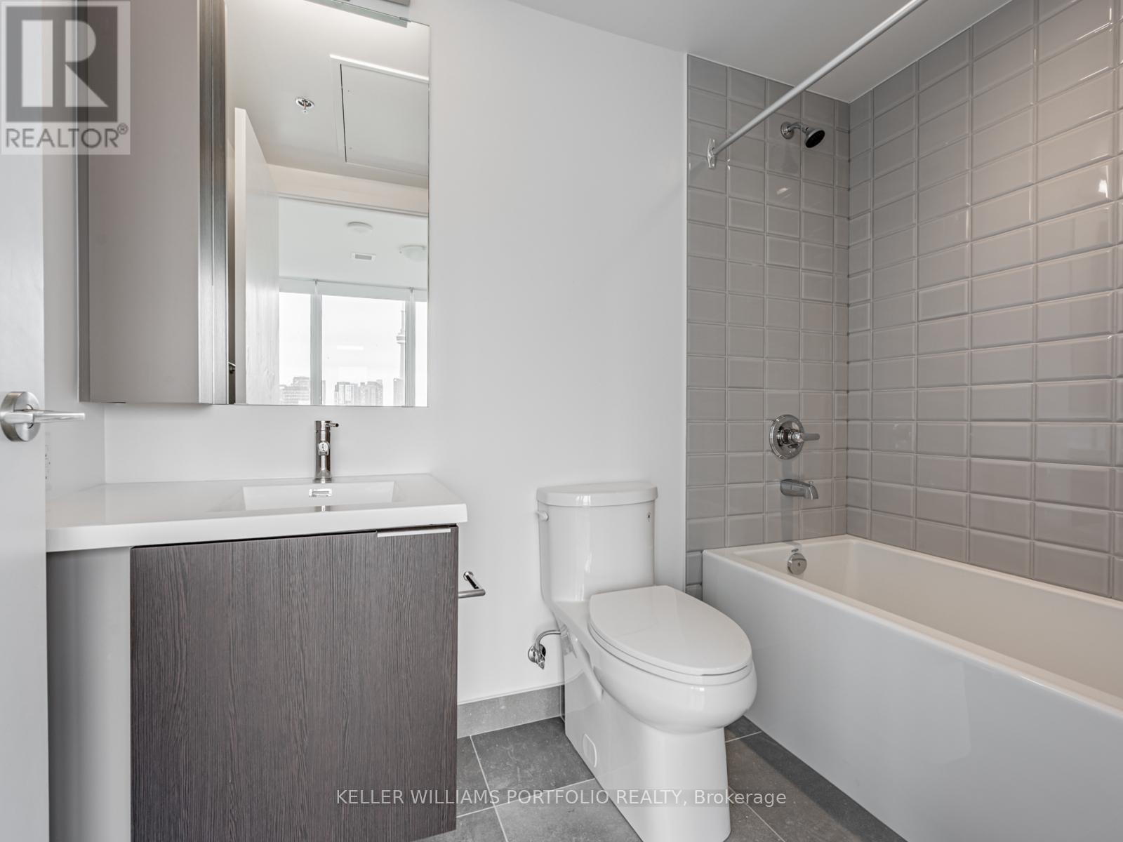1702 - 203 College Street, Toronto, Ontario  M5T 0C8 - Photo 19 - C12472242