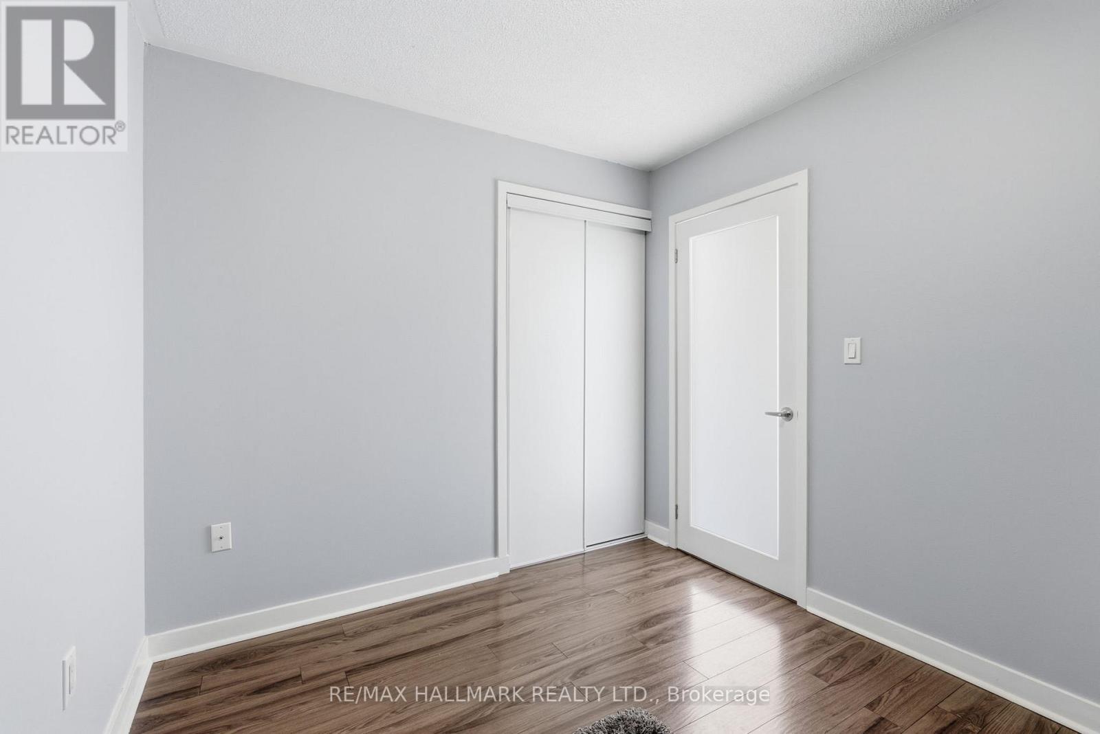 15 Brunel Court, Toronto, Ontario  M5V 3Y6 - Photo 11 - C12472257