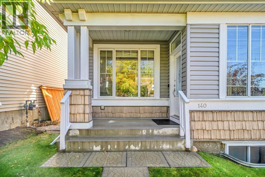 Property at 140 Tuscany Ridge Terrace NW image 3