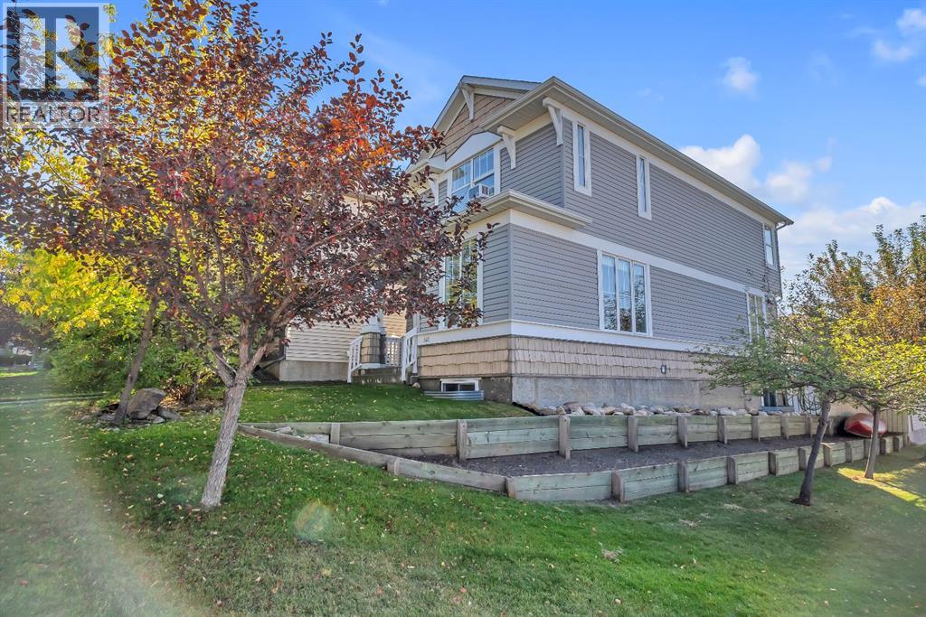 Property at 140 Tuscany Ridge Terrace NW image 4