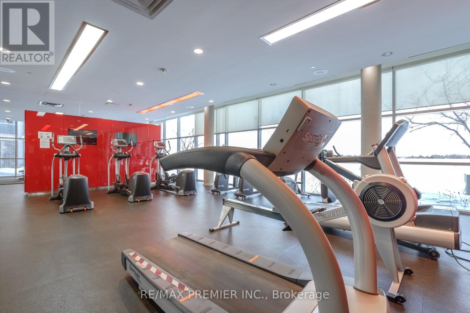 318 - 135 Village Green Square, Toronto (Agincourt South-Malvern West), Ontario  M1S 0L1 - Photo 35 - E12472245