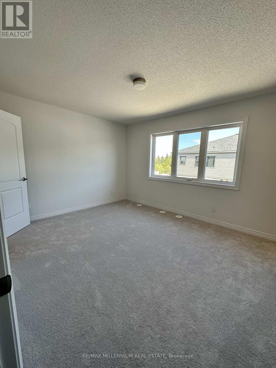 50 Sorbara Way W, Whitby, Ontario  L1M 0M4 - Photo 3 - E12472258