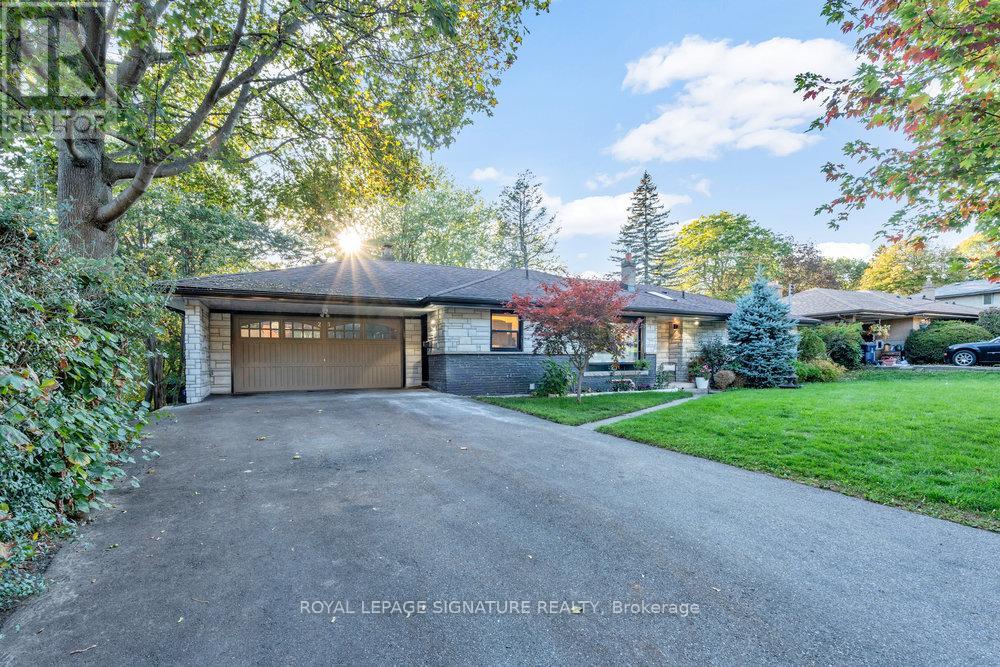 23 Burnview Crescent, Toronto (Woburn), Ontario  M1H 1B4 - Photo 3 - E12472271