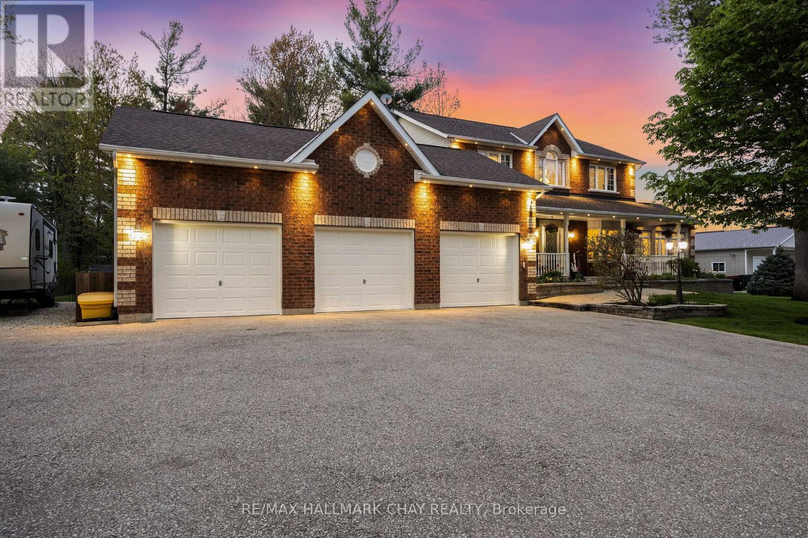 41 Cindy Lane, Adjala-Tosorontio (Lisle), Ontario  L0M 1M0 - Photo 2 - N12472240