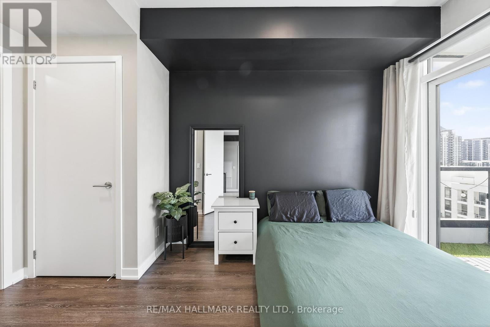 901 - 7950 Bathurst Street, Vaughan (Beverley Glen), Ontario  L4J 0L4 - Photo 12 - N12472308