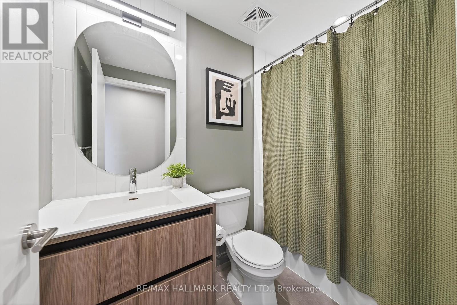901 - 7950 Bathurst Street, Vaughan (Beverley Glen), Ontario  L4J 0L4 - Photo 7 - N12472308