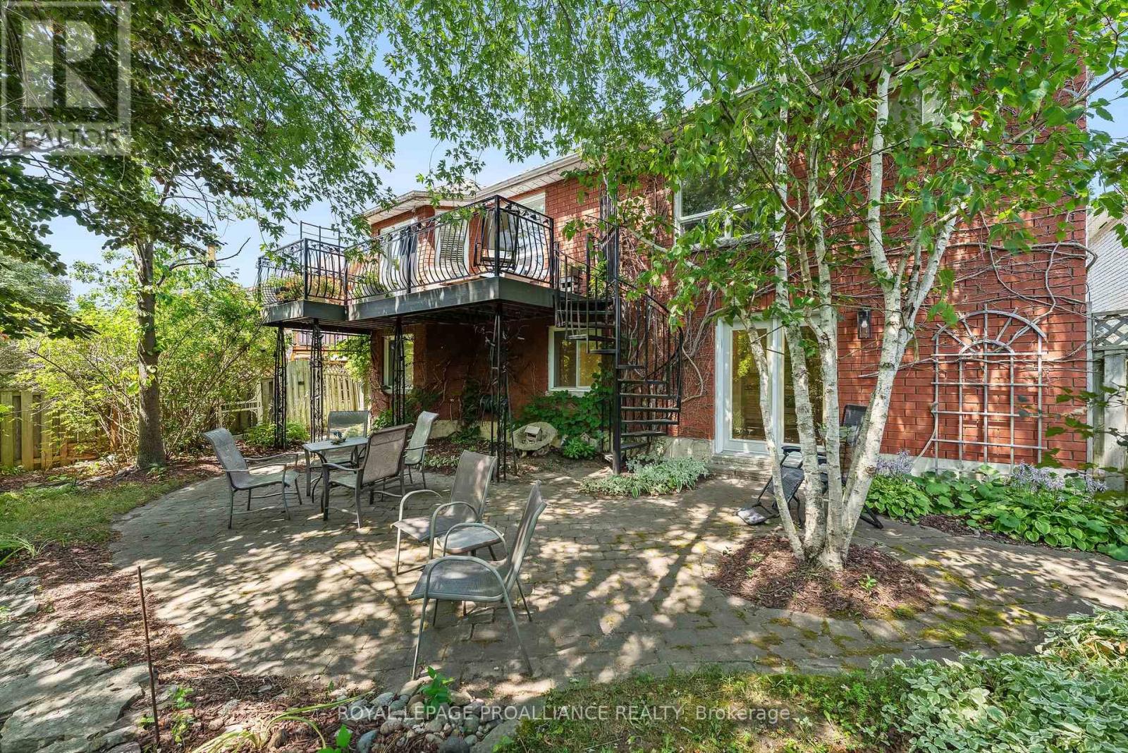 273 Parkview Hills Drive, Cobourg, Ontario  K9A 5S3 - Photo 2 - X12418619