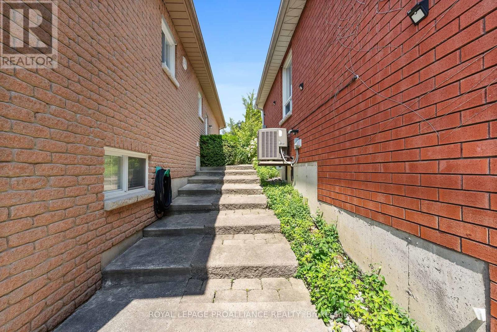 273 Parkview Hills Drive, Cobourg, Ontario  K9A 5S3 - Photo 43 - X12418619