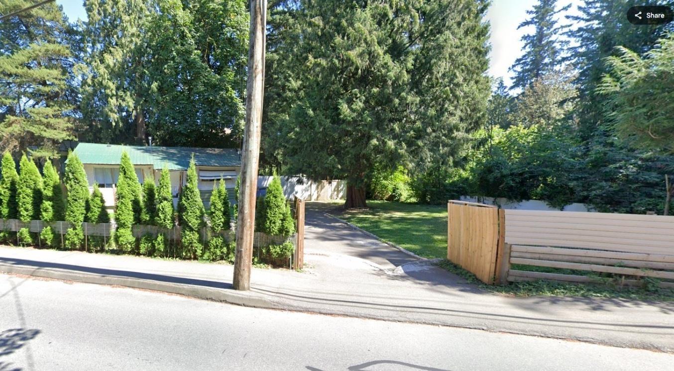 2532 E Bourquin Crescent, Abbotsford, British Columbia  V2S 1Y4 - Photo 3 - R3060028