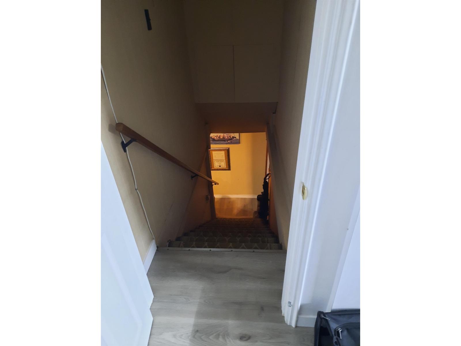 2532 E Bourquin Crescent, Abbotsford, British Columbia  V2S 1Y4 - Photo 5 - R3060028