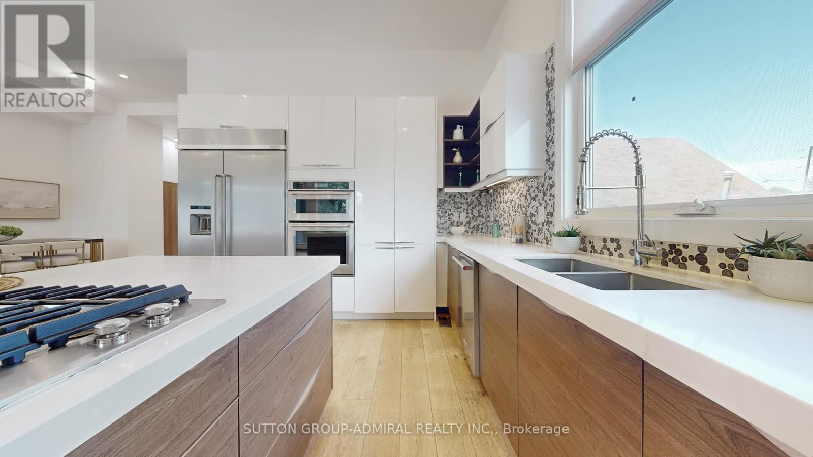 13 Elder Avenue, Toronto, Ontario  M8V 2J4 - Photo 14 - W12472205