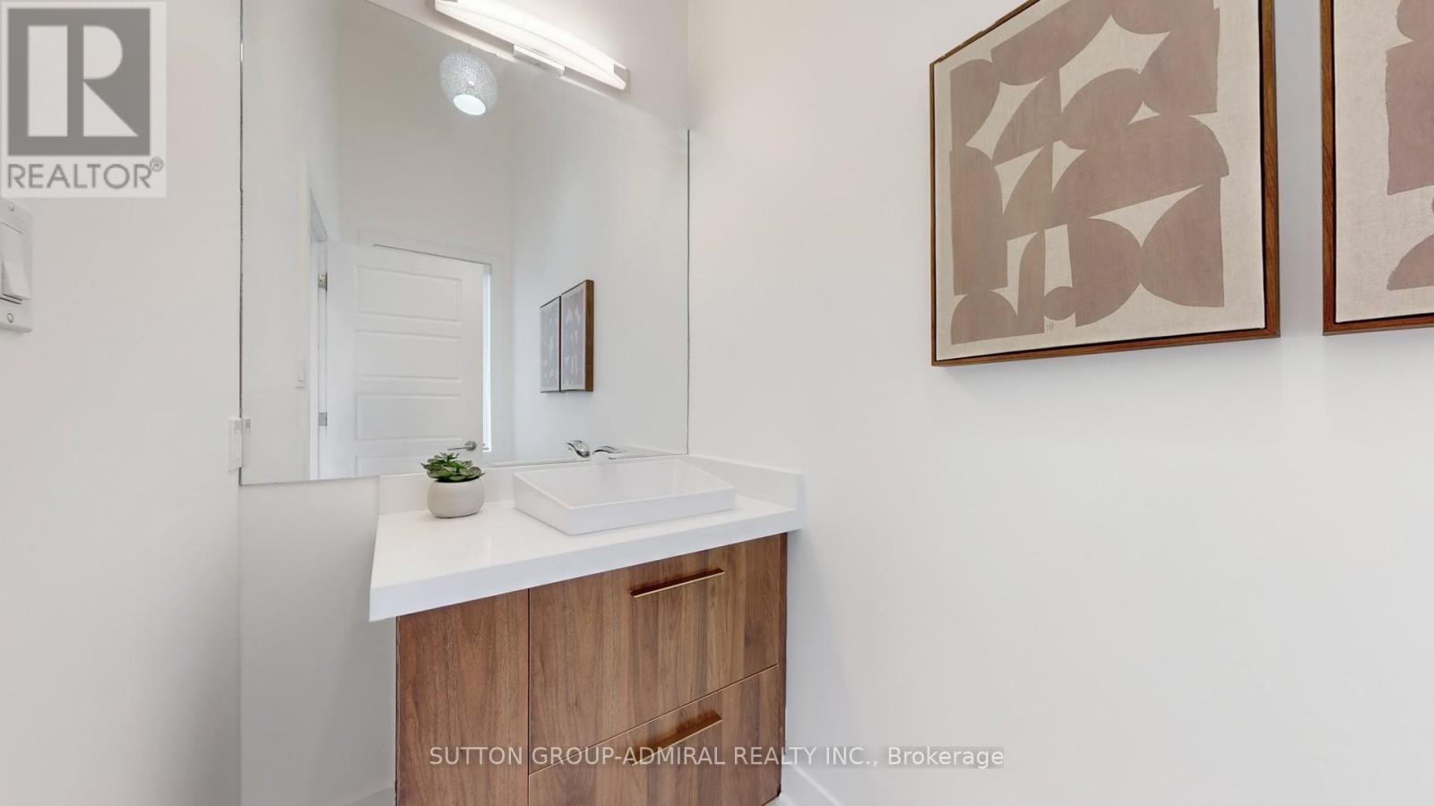 13 Elder Avenue, Toronto, Ontario  M8V 2J4 - Photo 17 - W12472205
