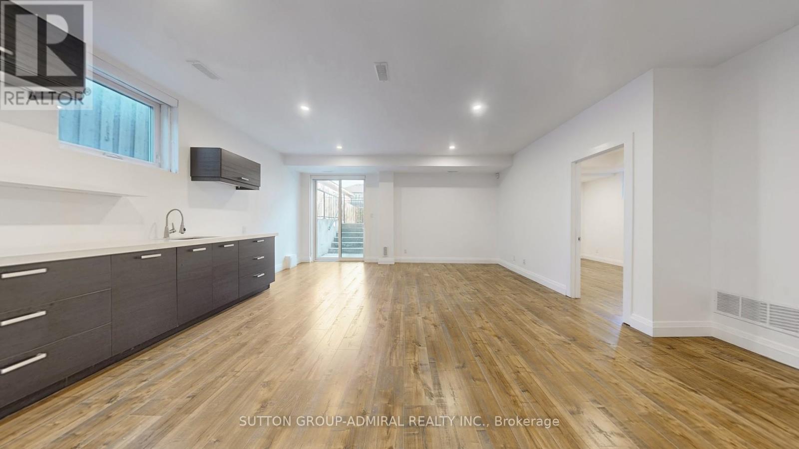 13 Elder Avenue, Toronto, Ontario  M8V 2J4 - Photo 35 - W12472205